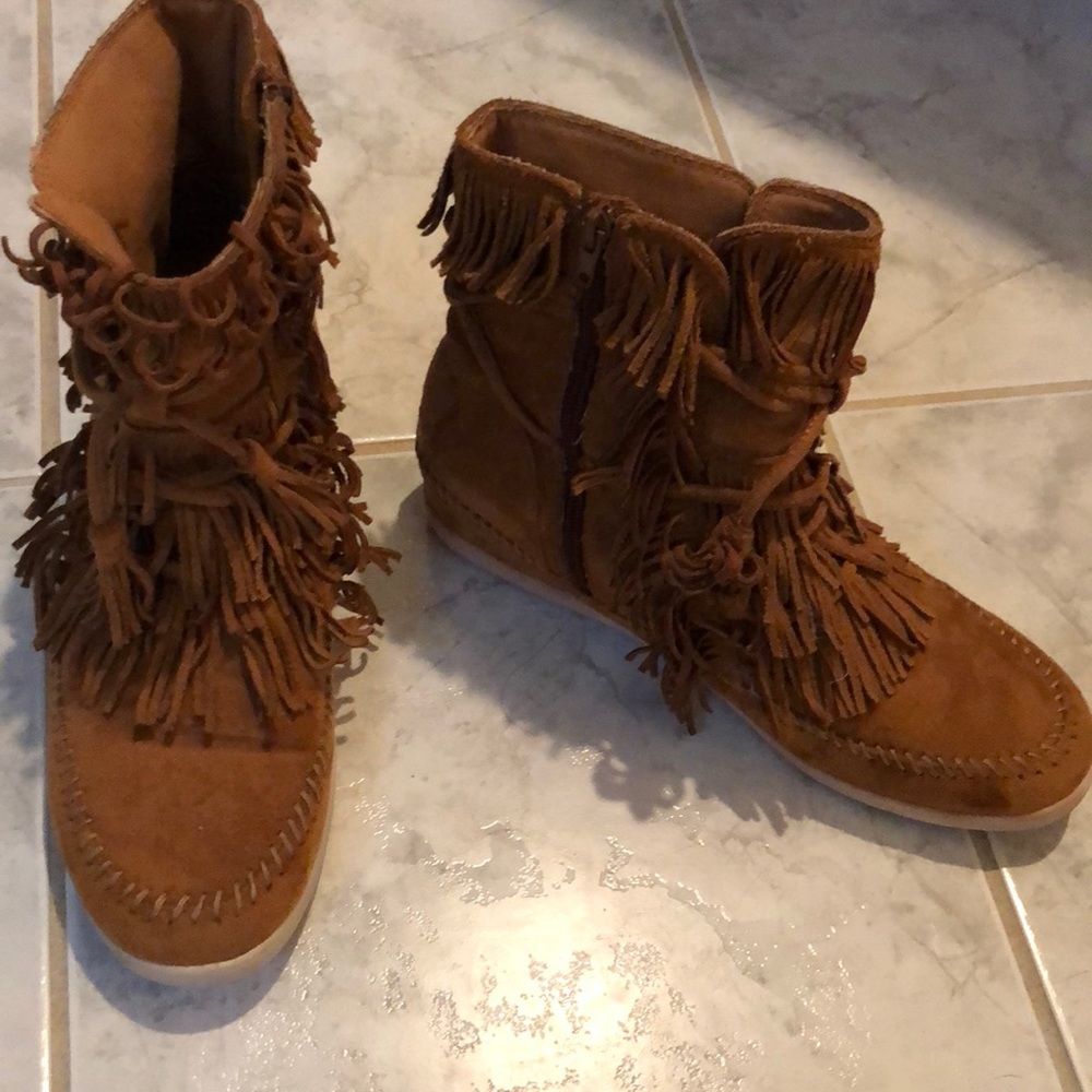 Hot Tomato moccasin wedge booties size 12